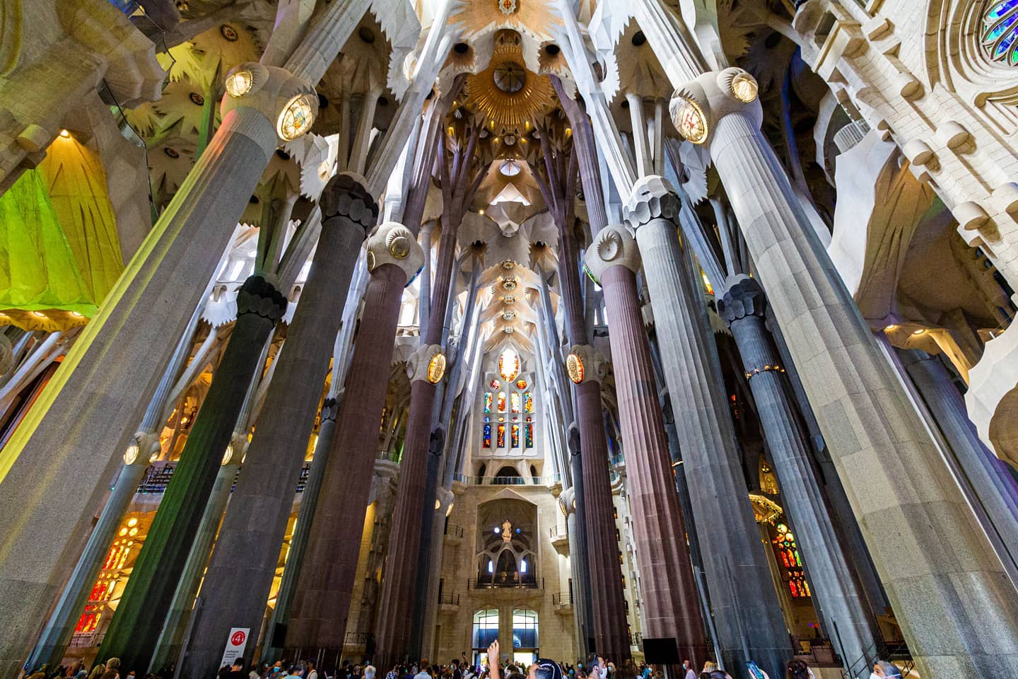 La Sagrada familia
#bcn #barcelona #catalunya #catalunyaexperience #travel #sagradafamilia #color #canon #60d #canon60d #espectacular #turismecatalunya #instagood #lasagradafamilia #basilicasagradafamilia #gaudi #antonigaudi #architecture #oldarchitecture #cultura